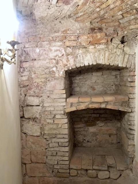 Апартаменти L'Arco Romano Фоліньо Екстер'єр фото